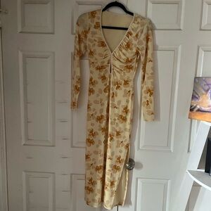 Fitted long sleeve dress